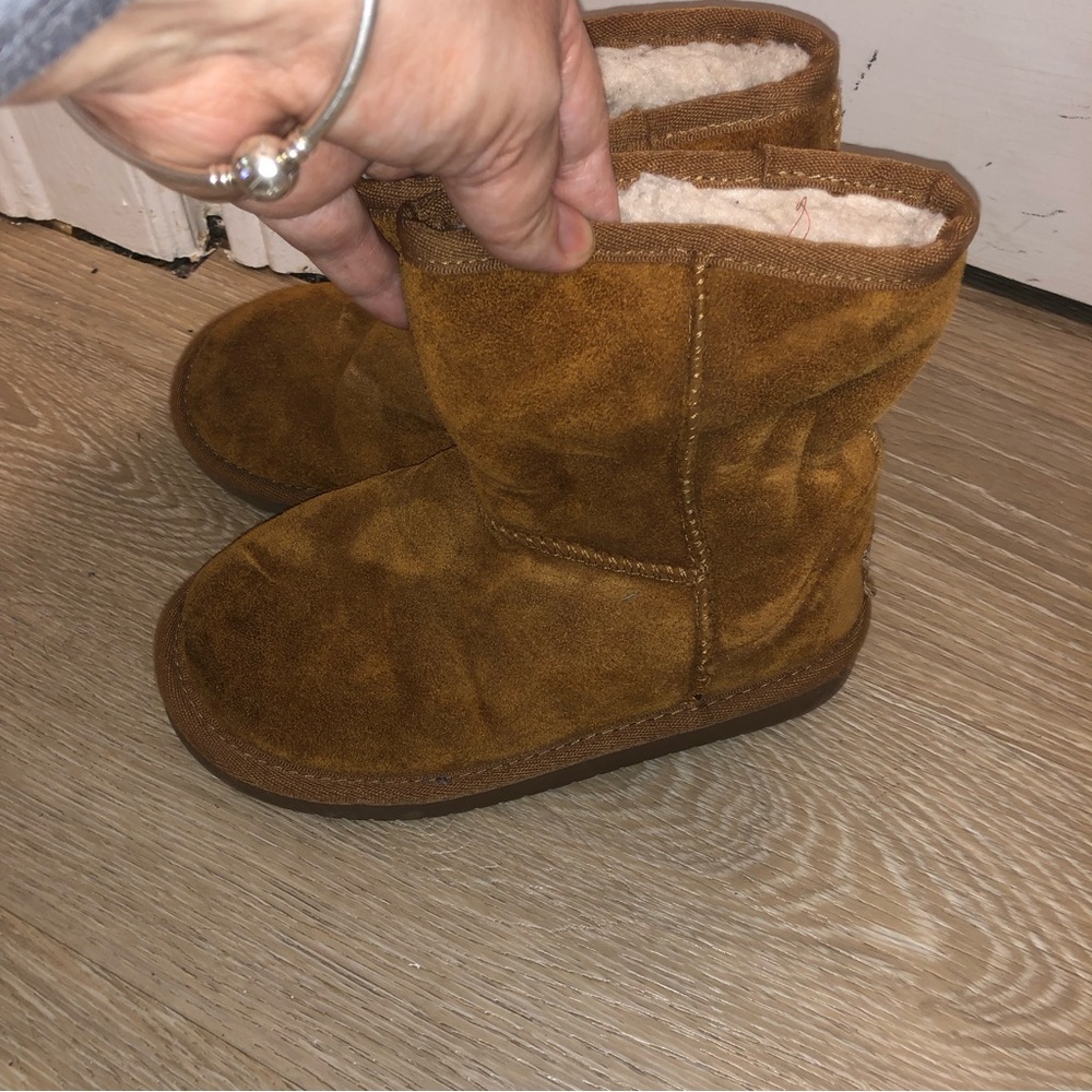 Koolaburra by Ugg youth winter boots size 12
